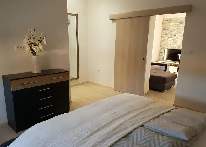 Apartments Roko Kolinda