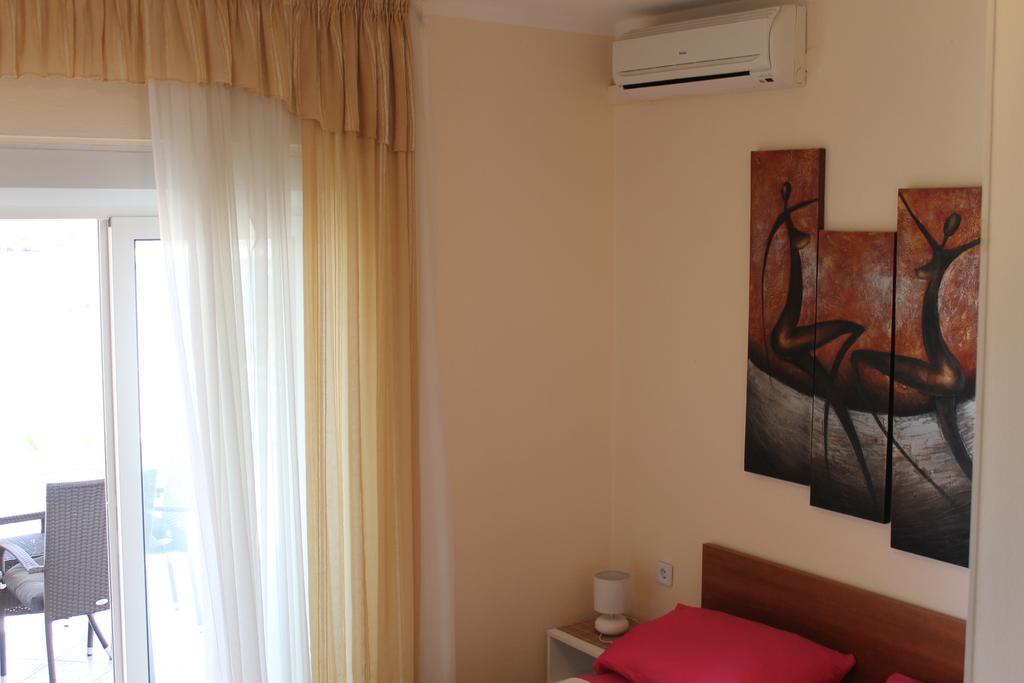 Apartment Apartments Roko Kolinda *