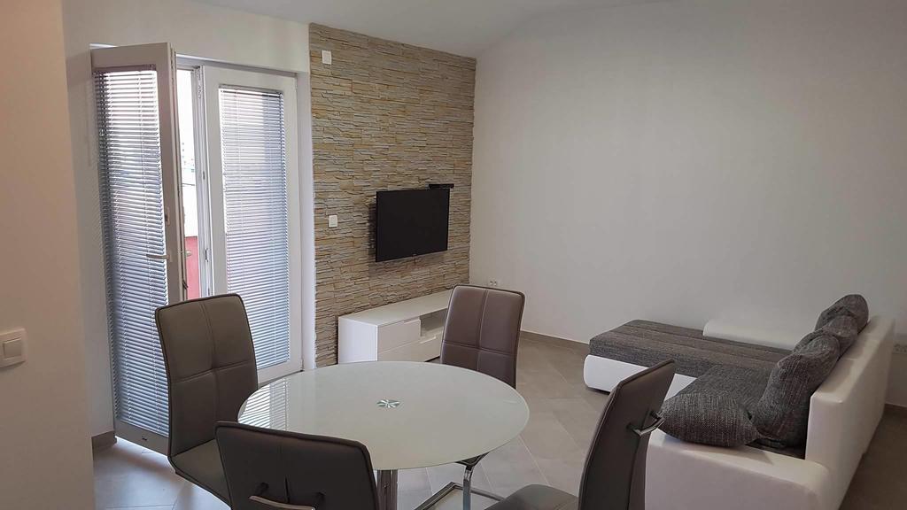 Apartments Roko Kolinda Apartment Bibinje