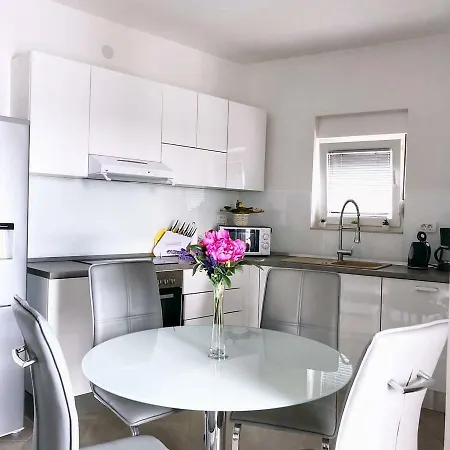 Apartments Roko Kolinda Bibinje Esterno foto