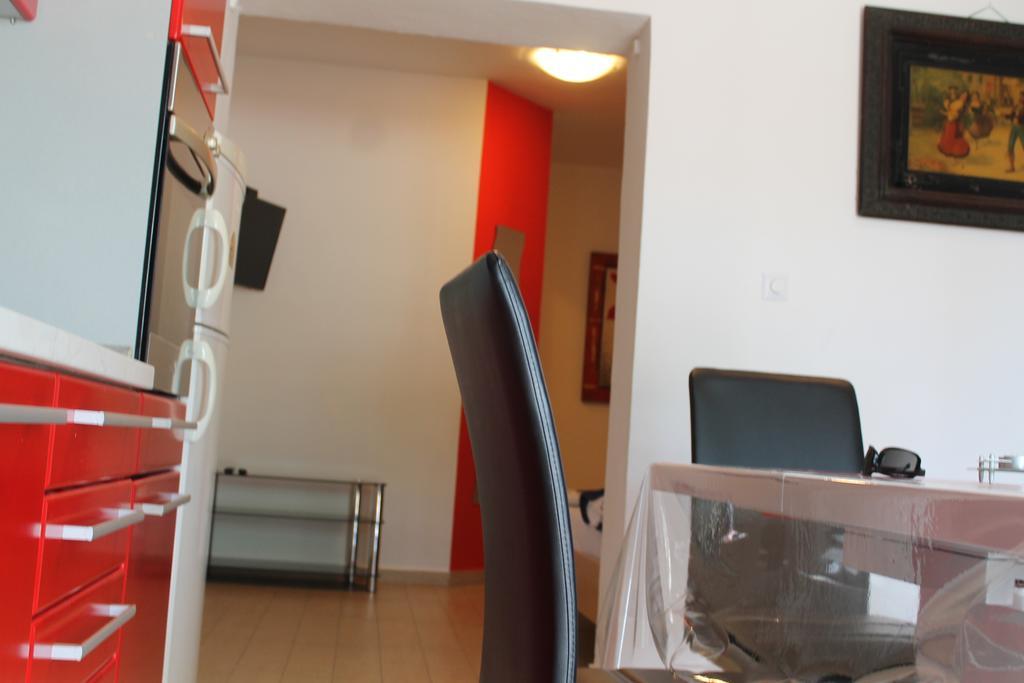 Apartment Apartments Roko Kolinda *